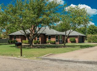 1102 W Sharpshire Dr, Waxahachie, TX 75165