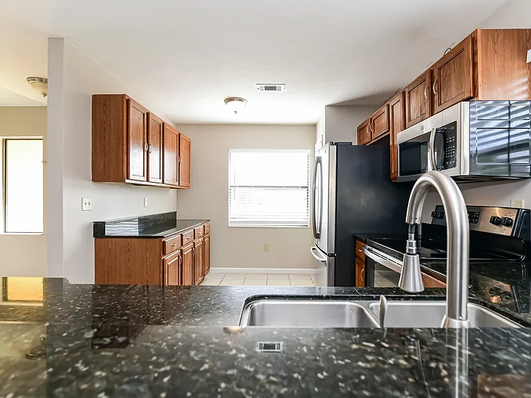 116 Whitehall Way — Photo 8