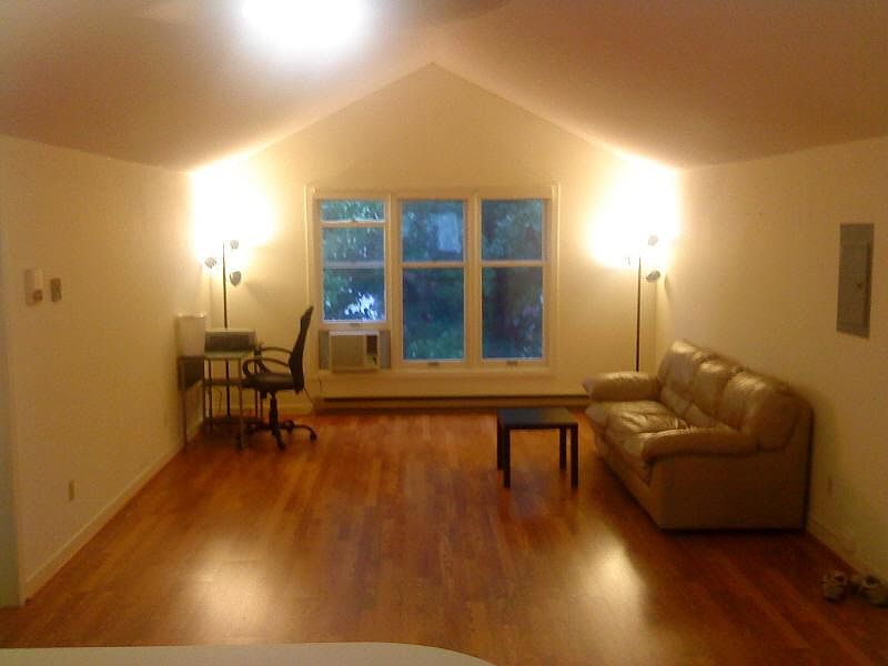 2nd image of 41 Salem Pl