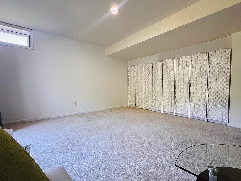 17754 Avenel Ln #BASEMENT — Photo 8