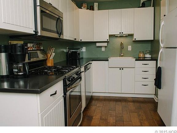 4th image of 20401 E Admiral Blvd