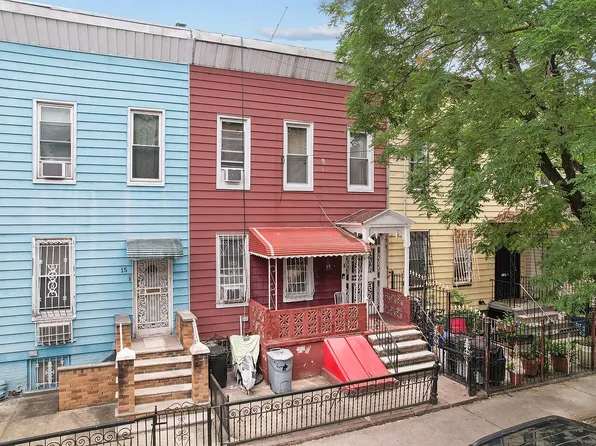 17 Pine St, Brooklyn, NY 11208