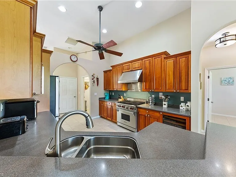 14864 Indigo Lakes Cir — Photo 31
