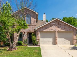 1501 Cardinal Way, Aubrey, TX 76227