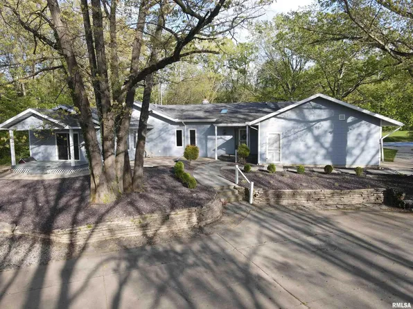 198 County Road 650 E, Montrose, IL 62445