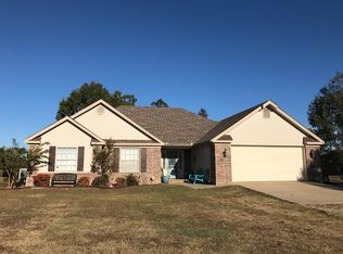 5426 Dew Trl, Bauxite, AR 72011