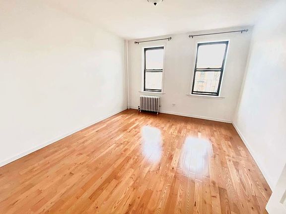 5th image of 30-75 33rd St #B3