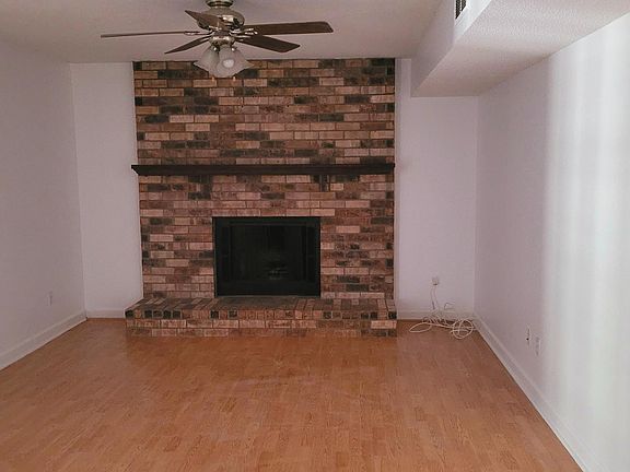 4th image of 106 Cottonwood Dr