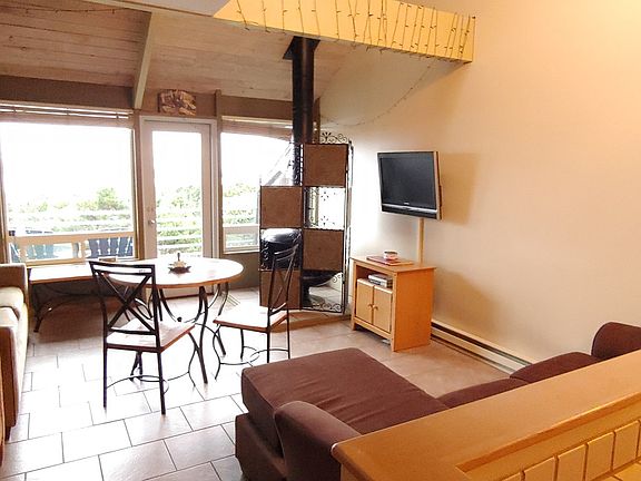 4th image of 1000 SE Bay Blvd #427