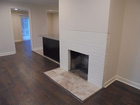 5th image of 178 Miami St