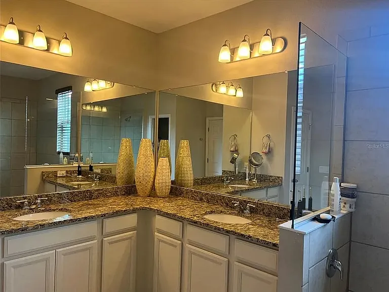5160 Autumn Ridge Dr — Photo 10