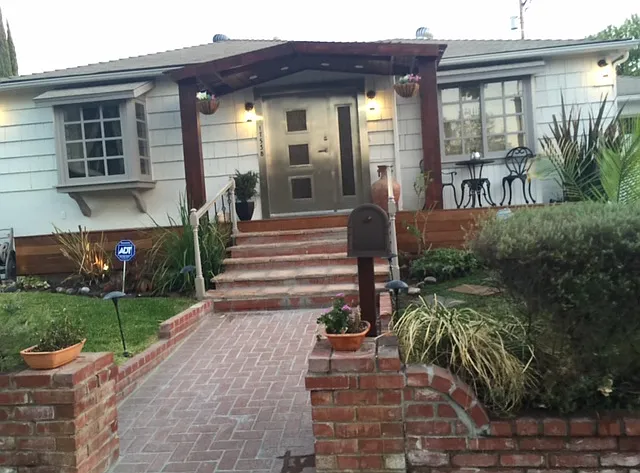 17538 Collins St — Photo 11