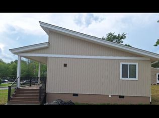 1263 Park St, Hendersonville, NC 28739