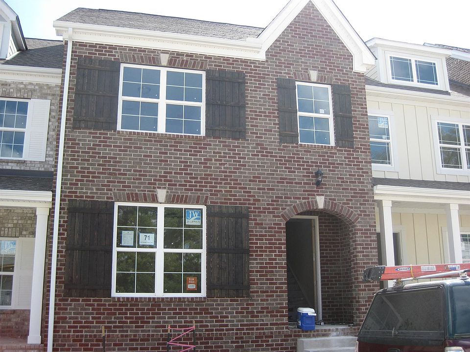 1st image of 541 Vintage Green Ln