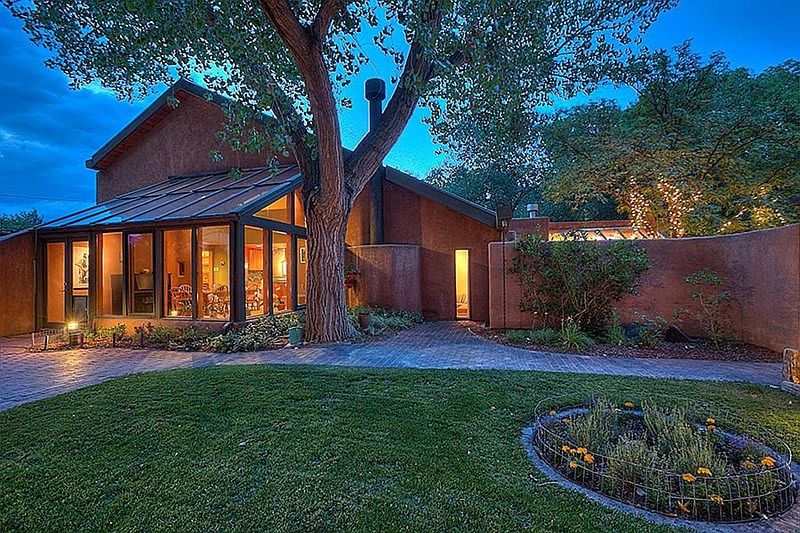 1st image of 4809 Guadalupe Trl NW