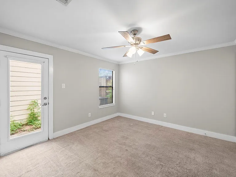 2154 Arabelle St — Photo 16