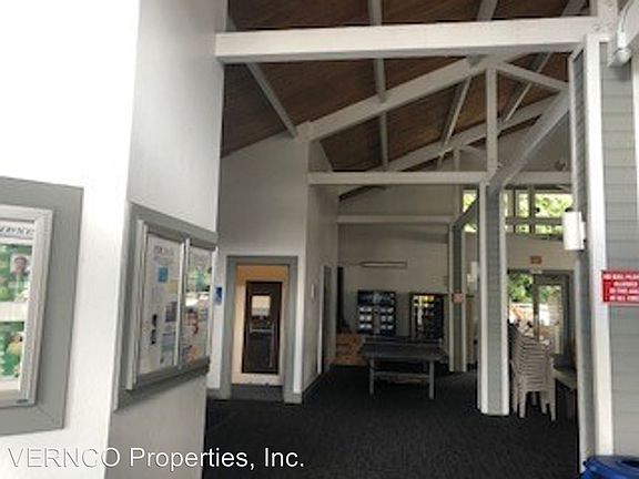 4th image of 403 Mananai Pl APT S