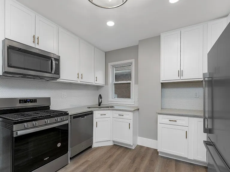 3711 Oak Hill Ave — Photo 6