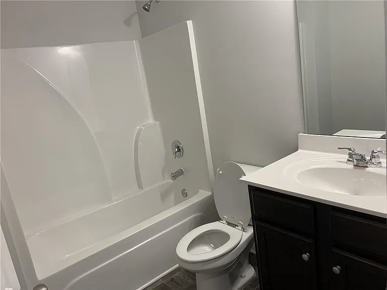 430 Broadmoor Dr — Photo 18