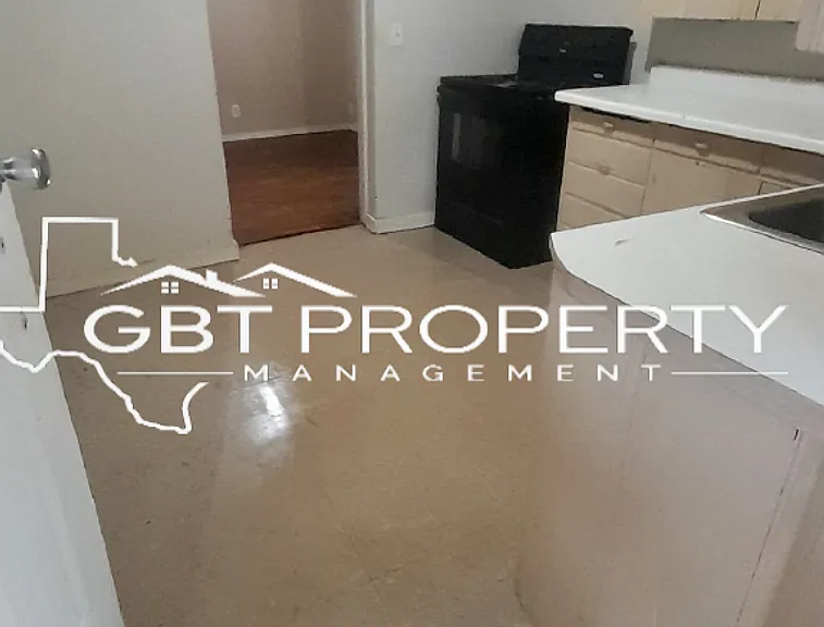 LPP 205 - 207 Davis — Photo 6