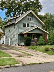 2496 4th St, Cuyahoga Falls, OH, 44221