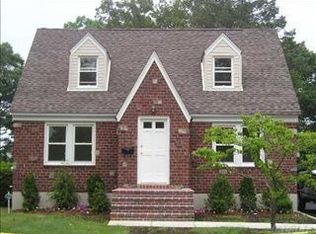 38 Davenport Pl, North Bellmore, NY 11710
