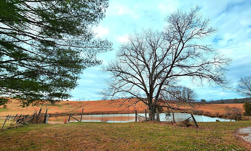 7921 Hebbertsburg Rd, Crab Orchard, TN 37723 MLS 218490 Zillow