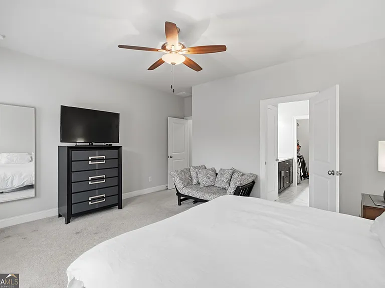 4245 Deming Cir — Photo 35