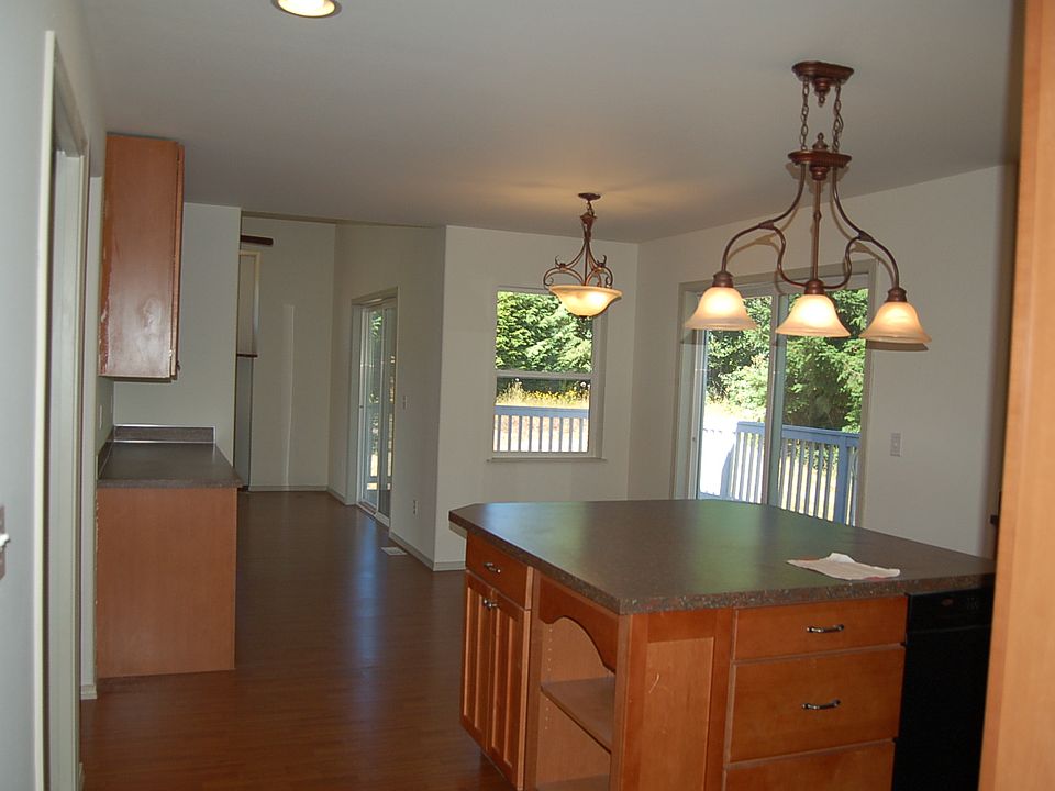 1st image of 20 Chatham Pl