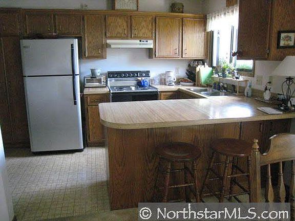 4th image of 13376 Hughes Court S