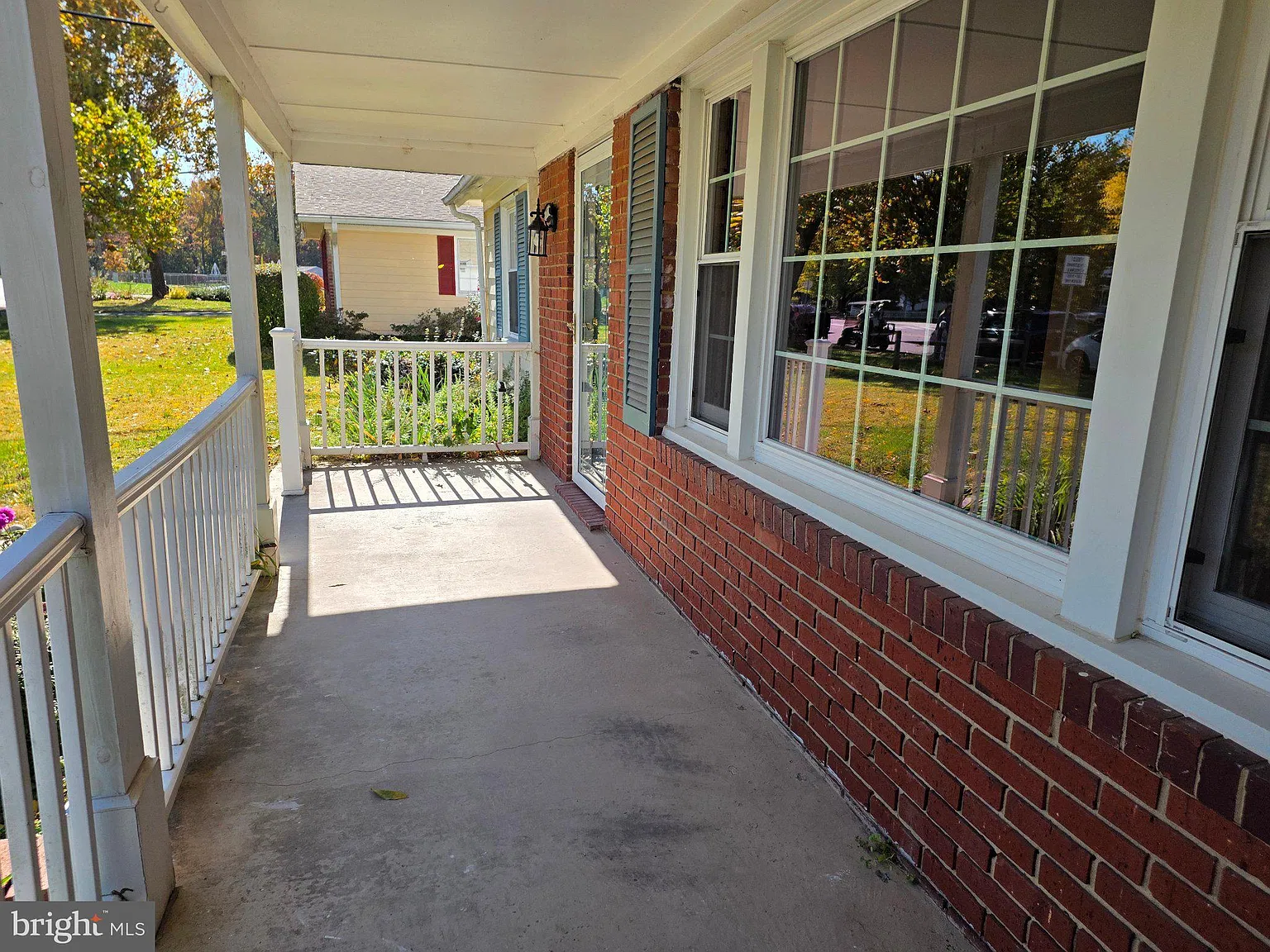 4 bed, 2.0 bath, 1612 sqft, $3,500 — Photo 4