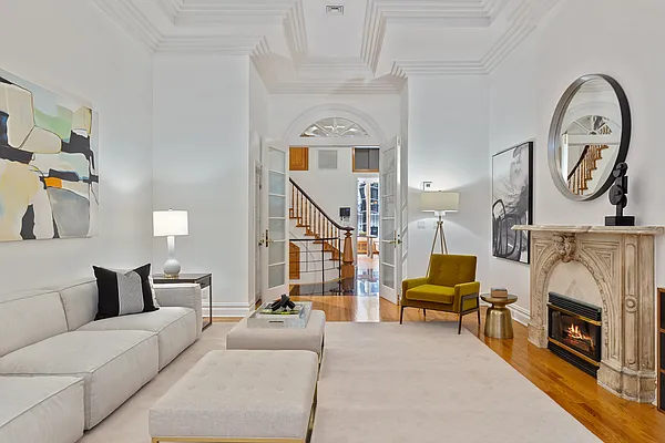 Sold by Compass | media 4