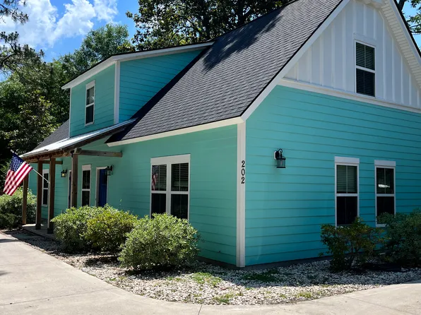 202 Dixie Ave #A, Wilmington, NC 28403