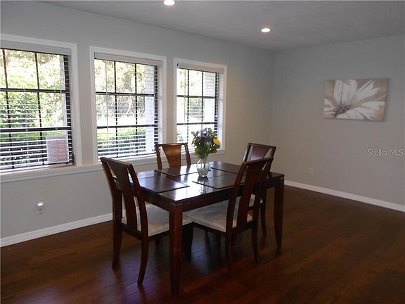 4th image of 1118 Eppinger Dr