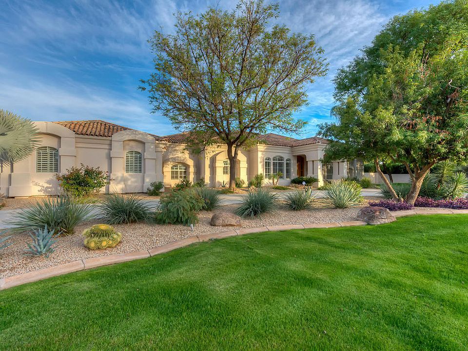 1st image of 8301 N Canta Redondo