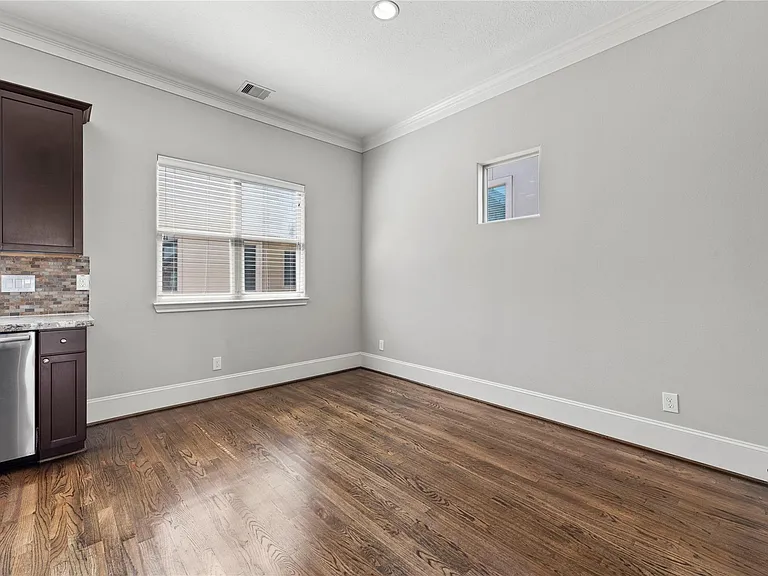 1826 Anita St — Photo 10
