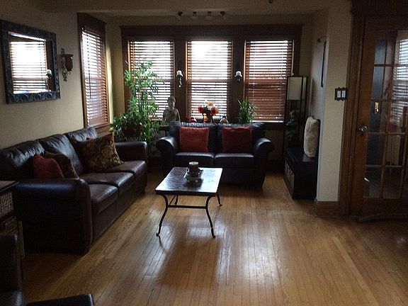 5th image of 30 Eldridge Ave