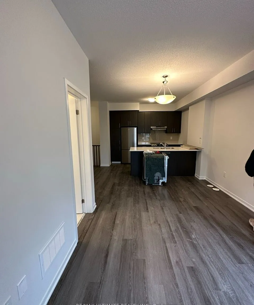 2 bed, $2,690 — Photo 3