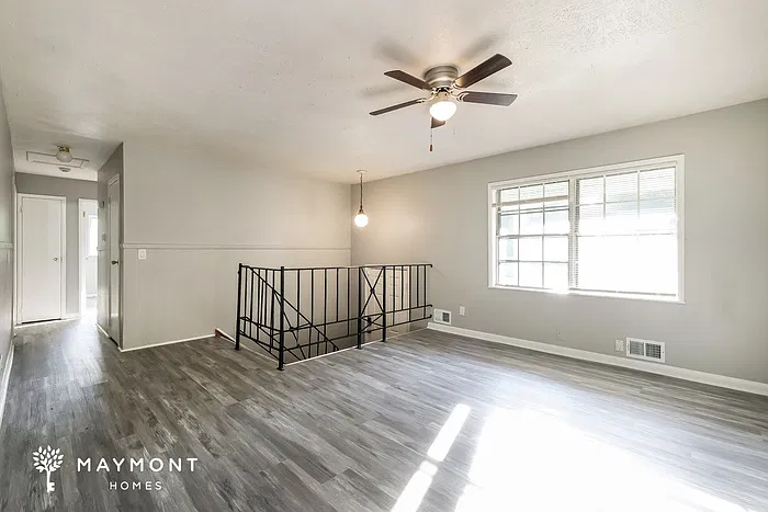 3 bed, 1.5 bath, 1573 sqft, $1,595 — Photo 4