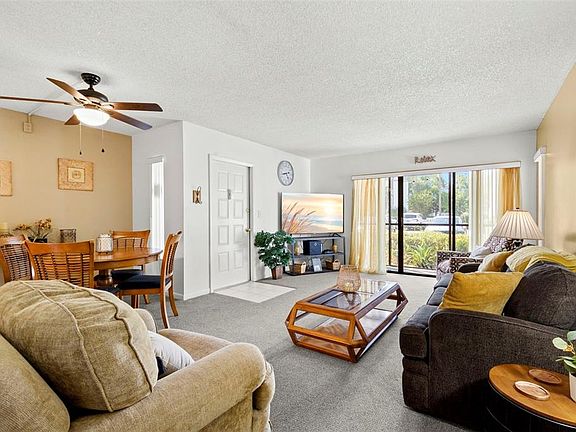 4th image of 1290 Pine Ridge Cir E APT E1
