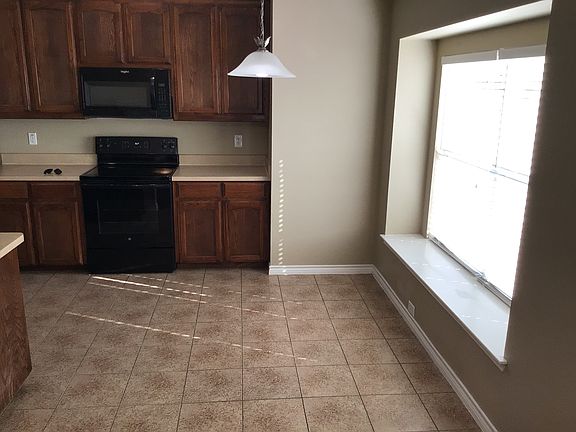 4th image of 9217 Alyssa Dr
