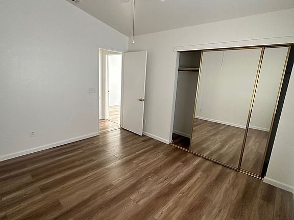 5th image of 4918 Hearthwood Ct