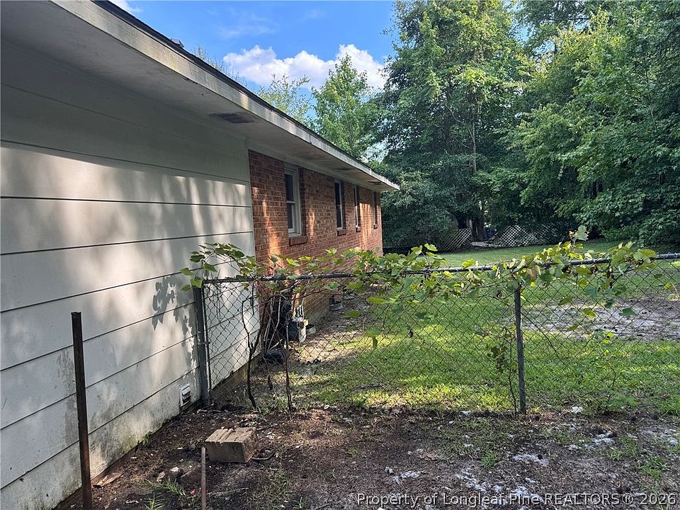 7th image of 1623 Gibson St