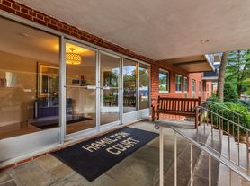 Hamilton Court Apartments