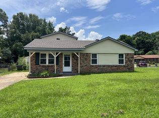 949 W Raines Rd, Memphis, TN 38109