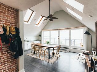 6 Humphrey St #5, Swampscott, MA 01907