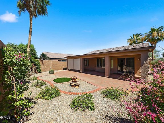 2nd image of 10829 W PIUTE Avenue