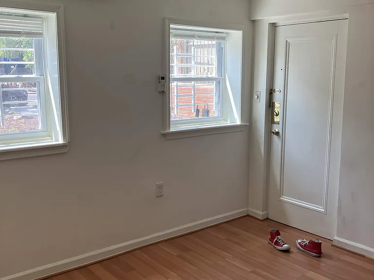 1807 Biltmore St NW #1A — Photo 3