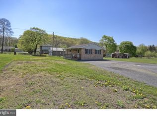 1332 Clamtown Rd, Tamaqua, PA 18252