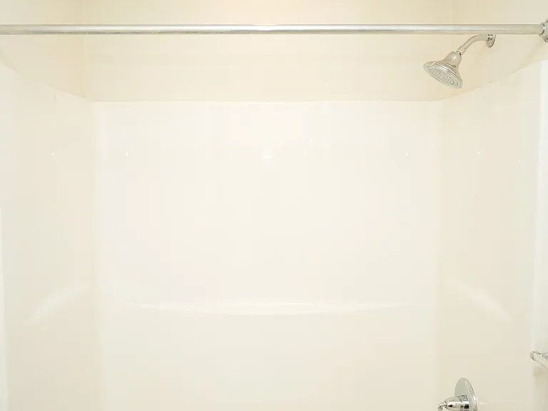 306 Marquette Ct — Photo 24